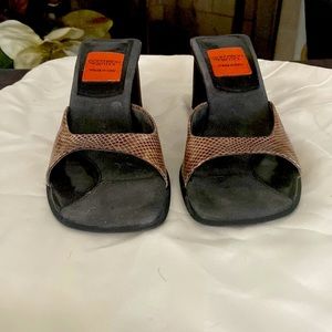 Goffredo Fantini leather purple animal print sandals. ‼️FIRM PRICE‼️